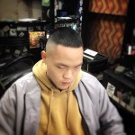 Buzz cut cho mặt vuông giúp tăng vẻ nam tính mạnh mẽ